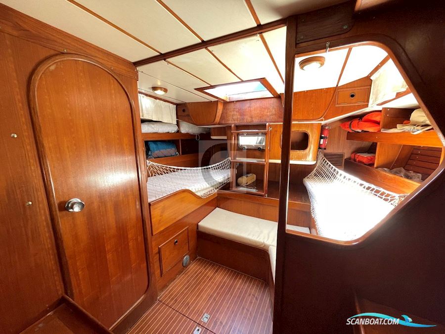 Swan 47