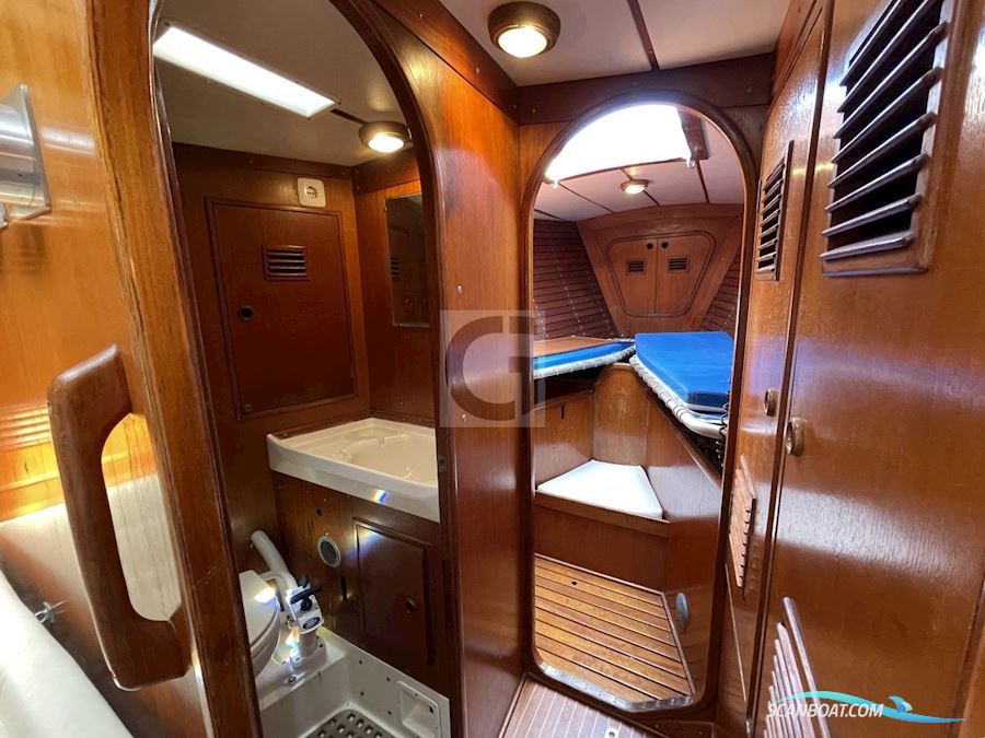 Swan 47
