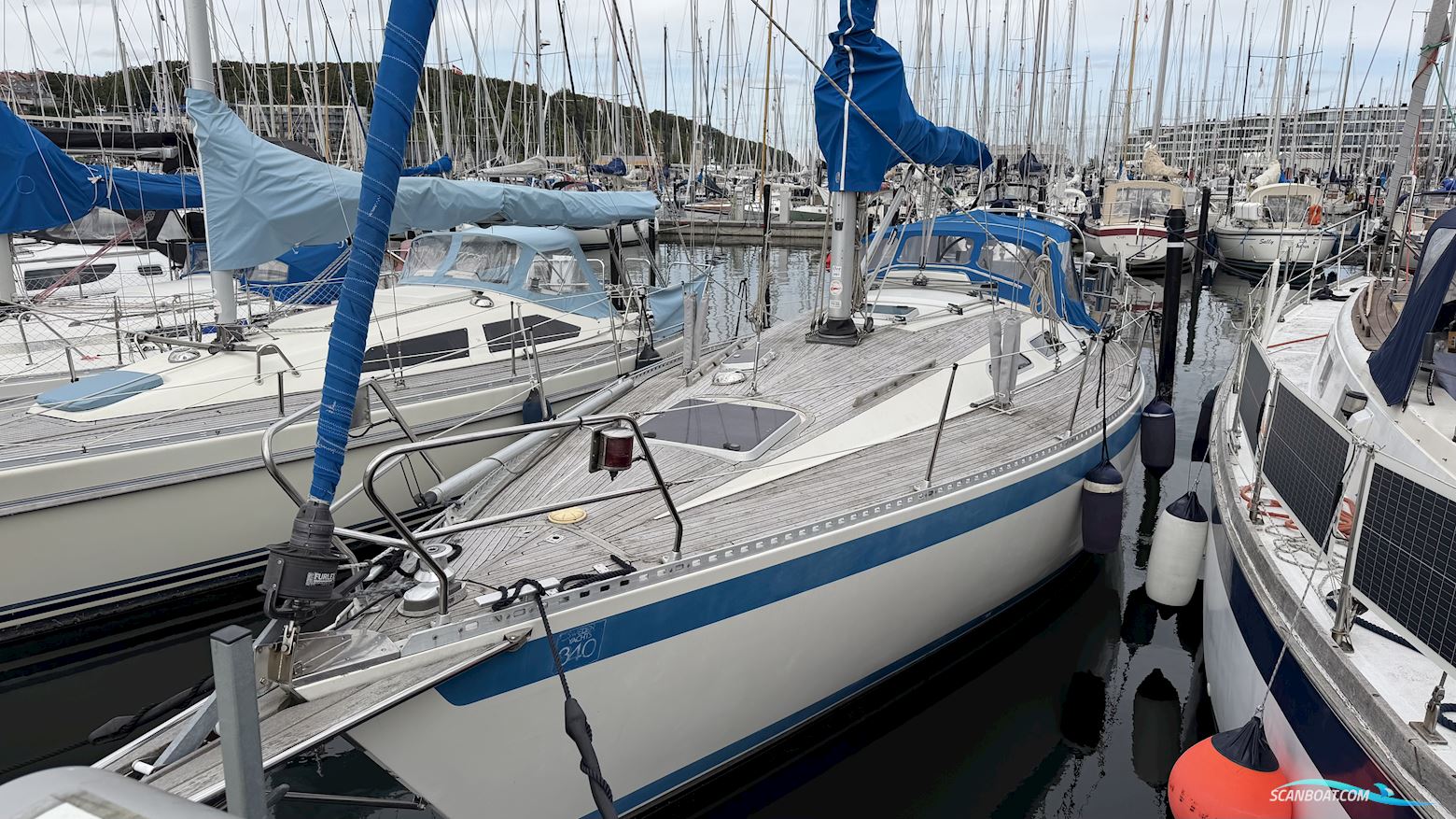 Sweden Yacht 340