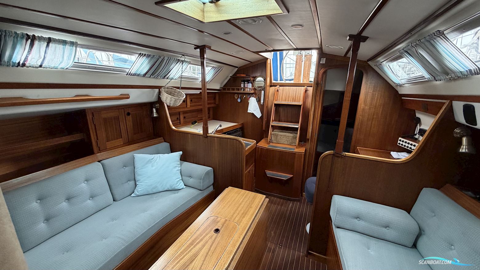 Sweden Yacht 340