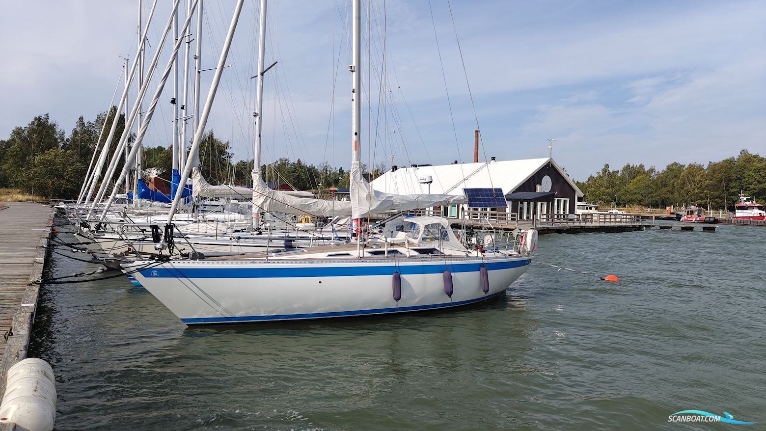 Sweden Yachts 34