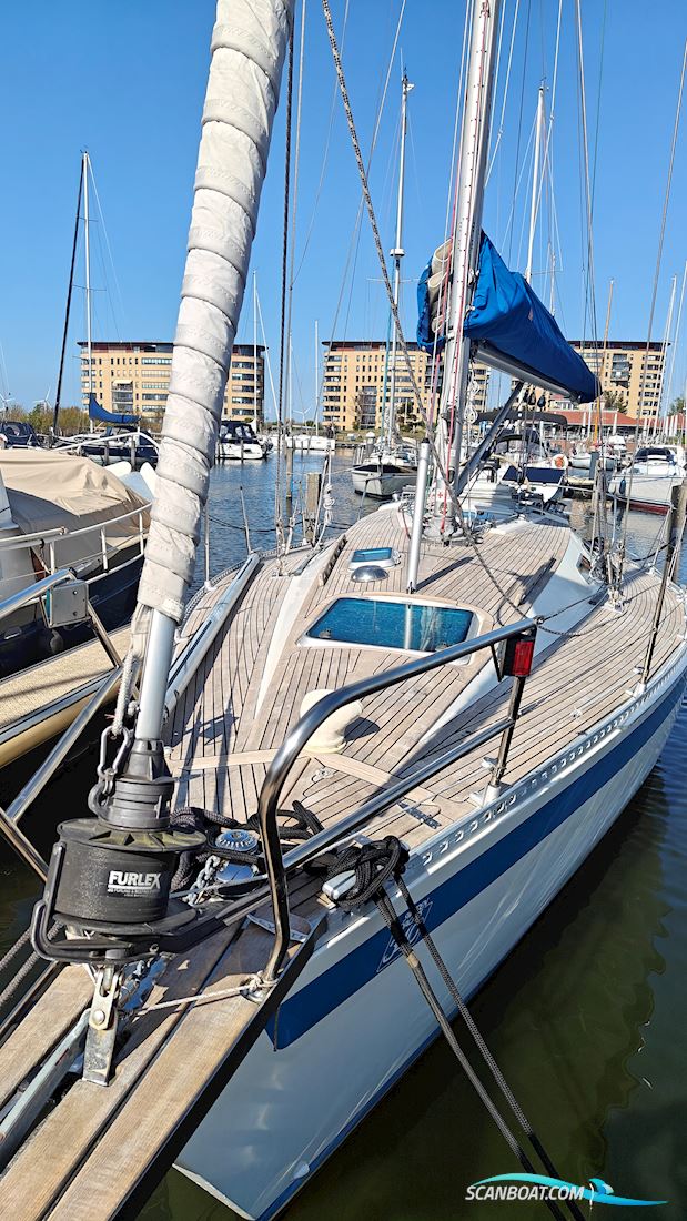 Sweden Yachts 340