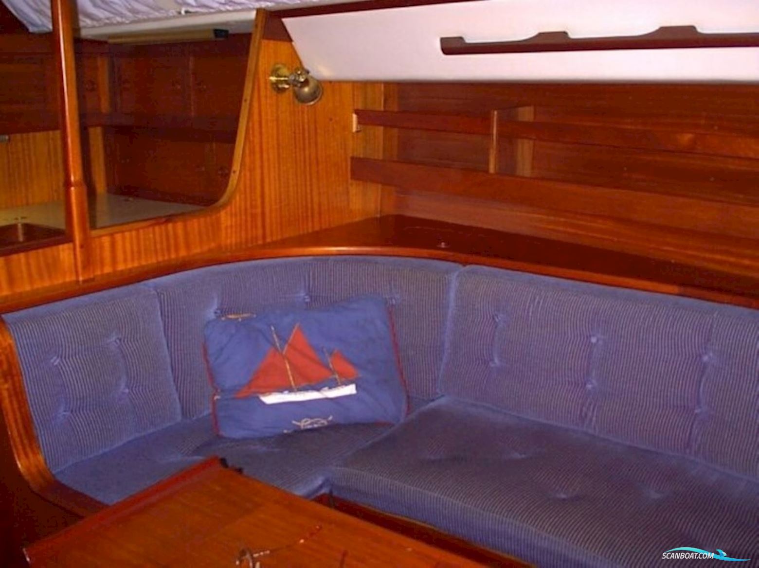 Sweden Yachts 41 Continental