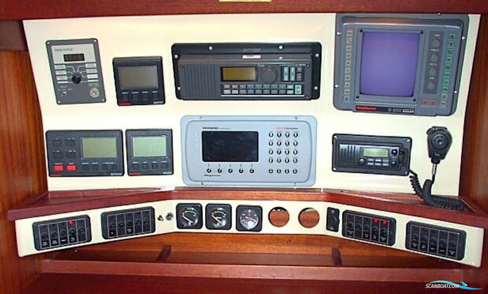 Sweden Yachts 41 Continental