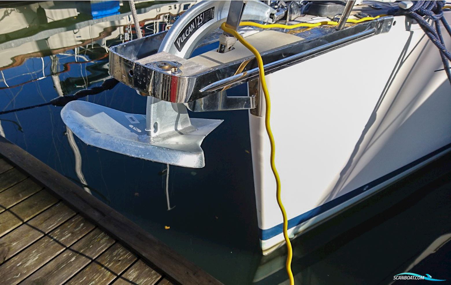 Sweden Yachts 42