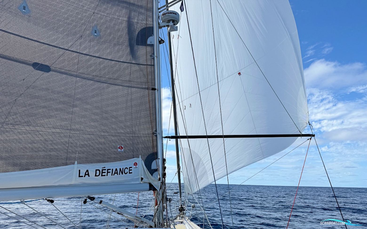 Sweden Yachts 42