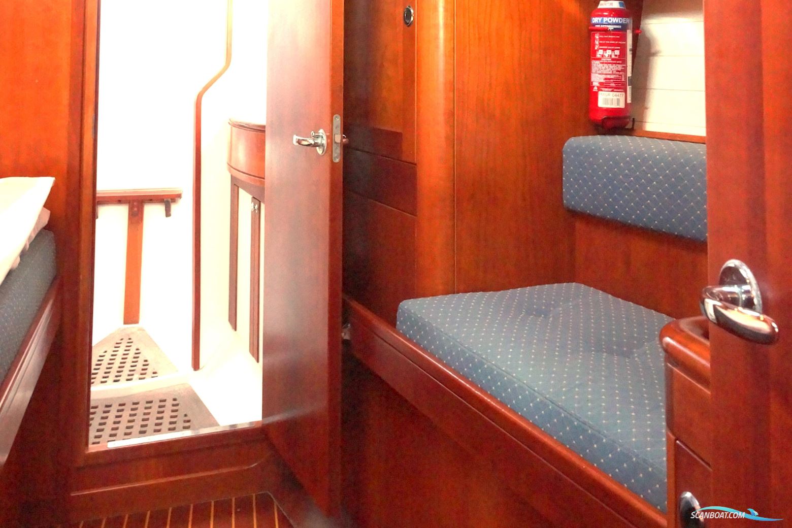 Sweden Yachts 45