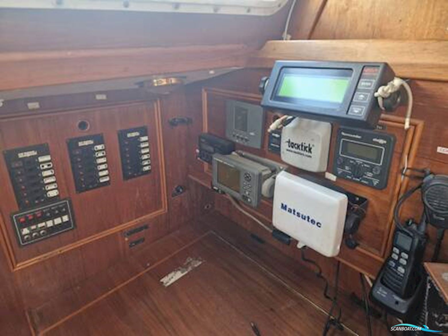 Trident Marine UK Warrior 40