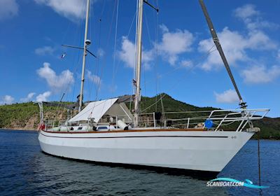 Trireme 43 Zeilboten 1981, met Perkins 4108 motor, Martinique
