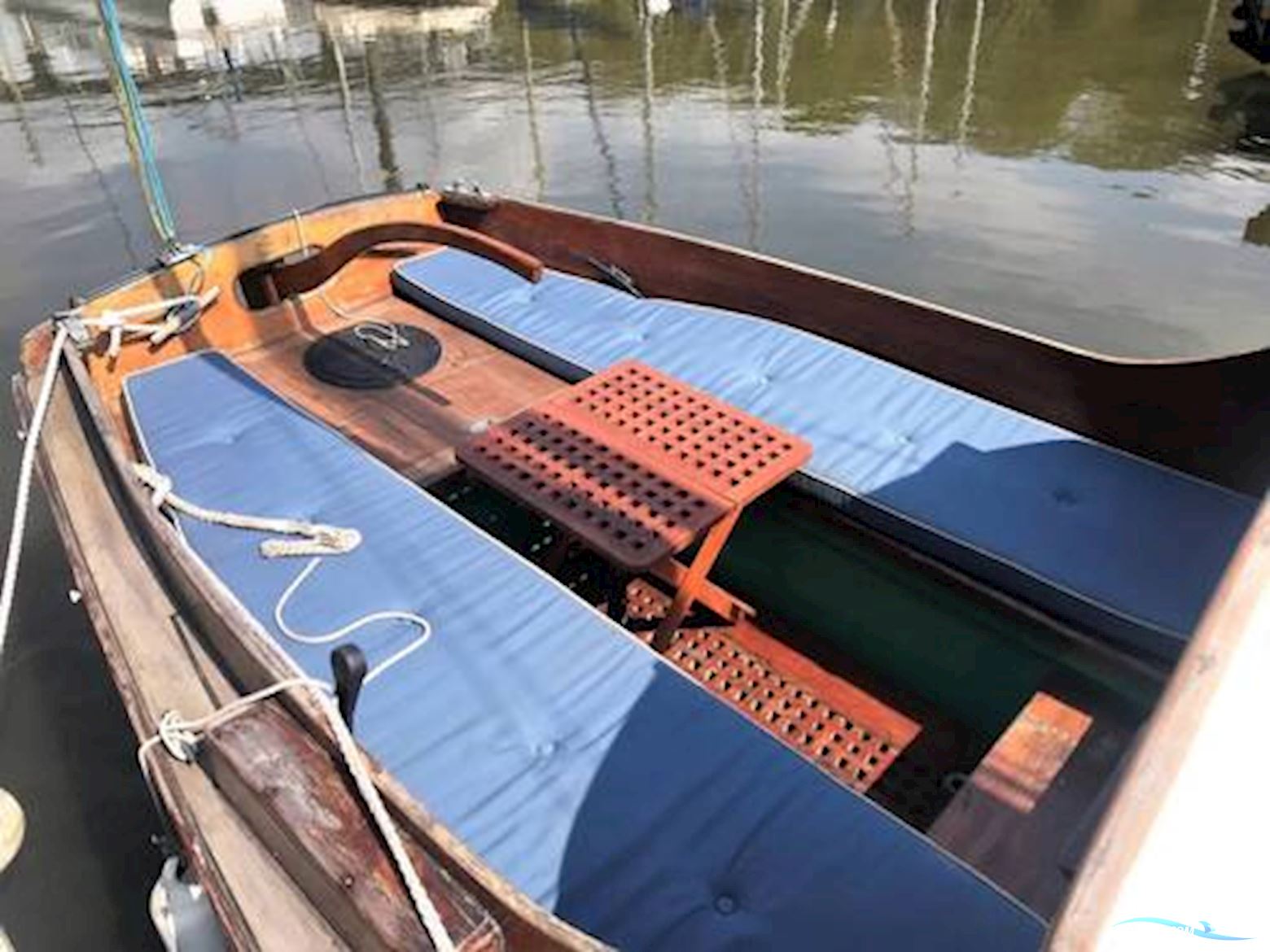 Unclassified Wootton Bridge Day Sailer