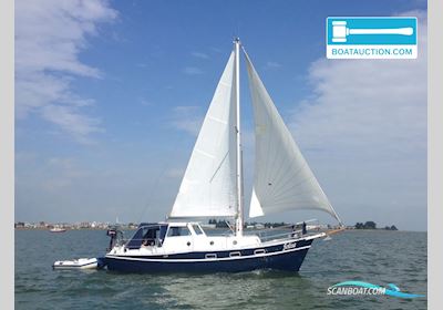 Unter Elbe Motorsailer Zeilboten 1973, met Sole 44 Mini motor, The Netherlands