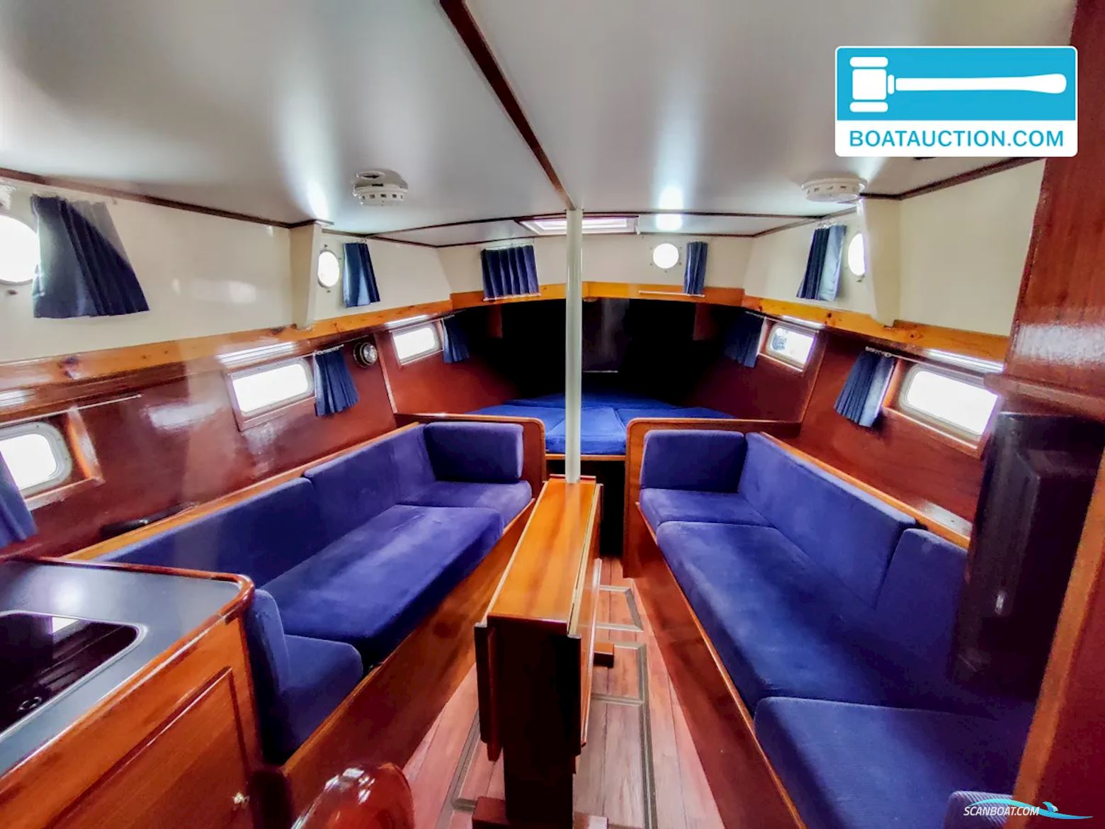 Unter Elbe Motorsailer