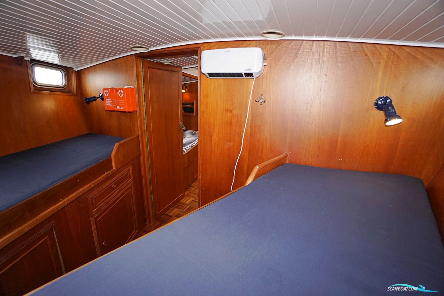 van de Stadt 44 Center Cockpit