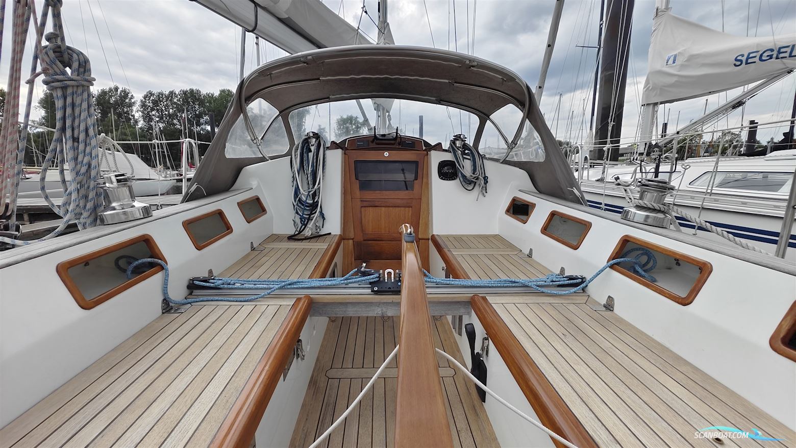 van de Stadt Helena 35