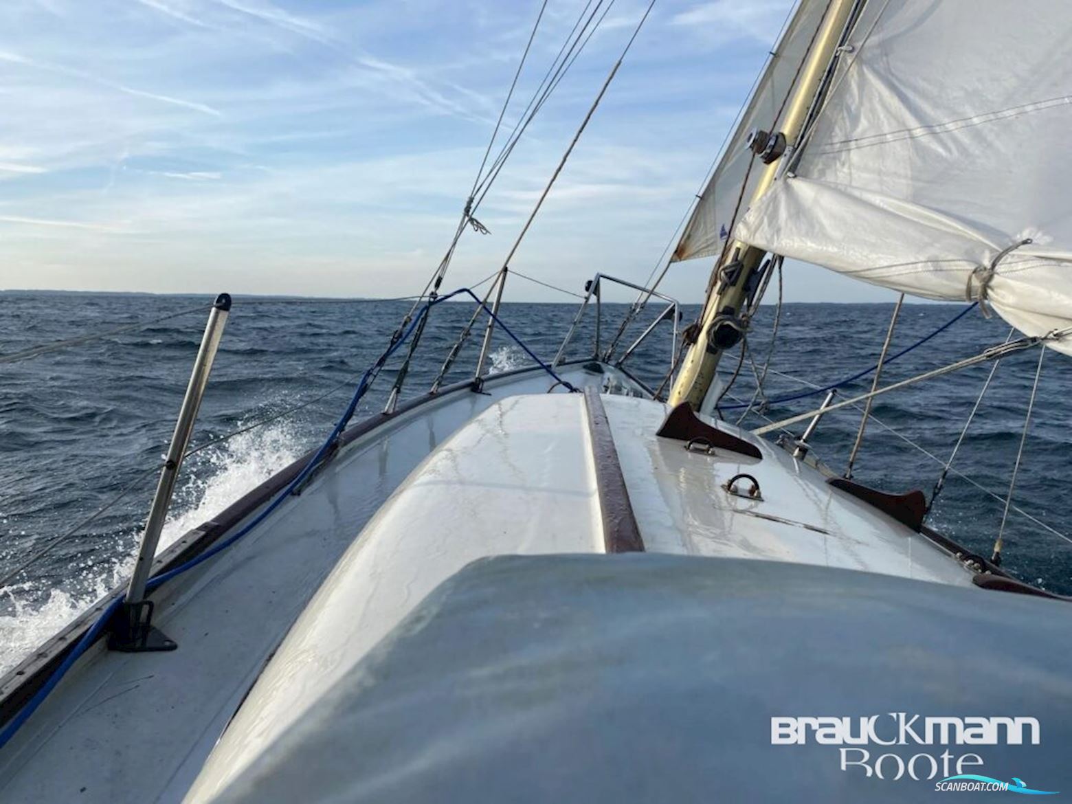 Van de Stadt Pioneer 9