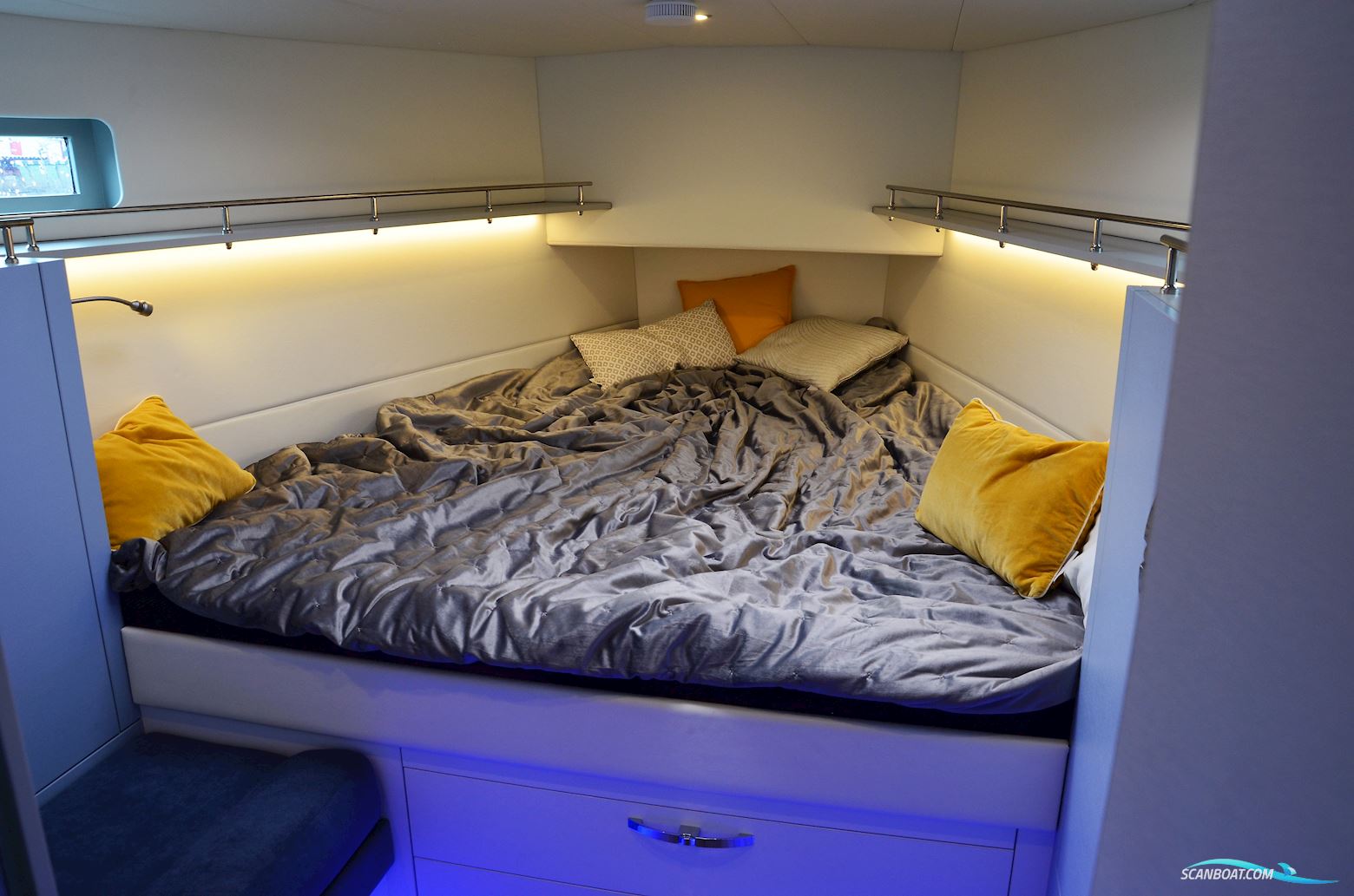 Viator Explorer 42 DS