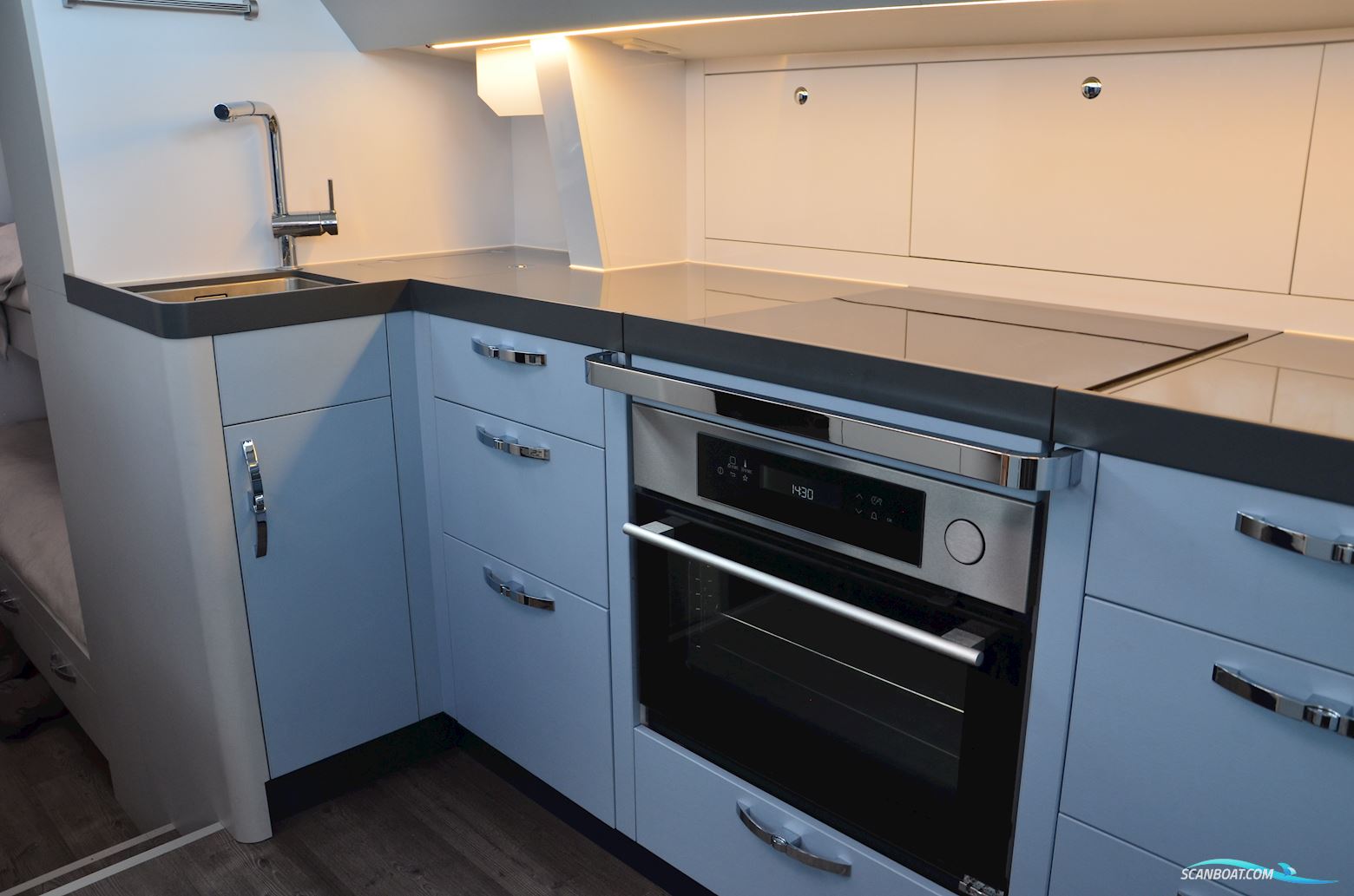 Viator Explorer 42 DS