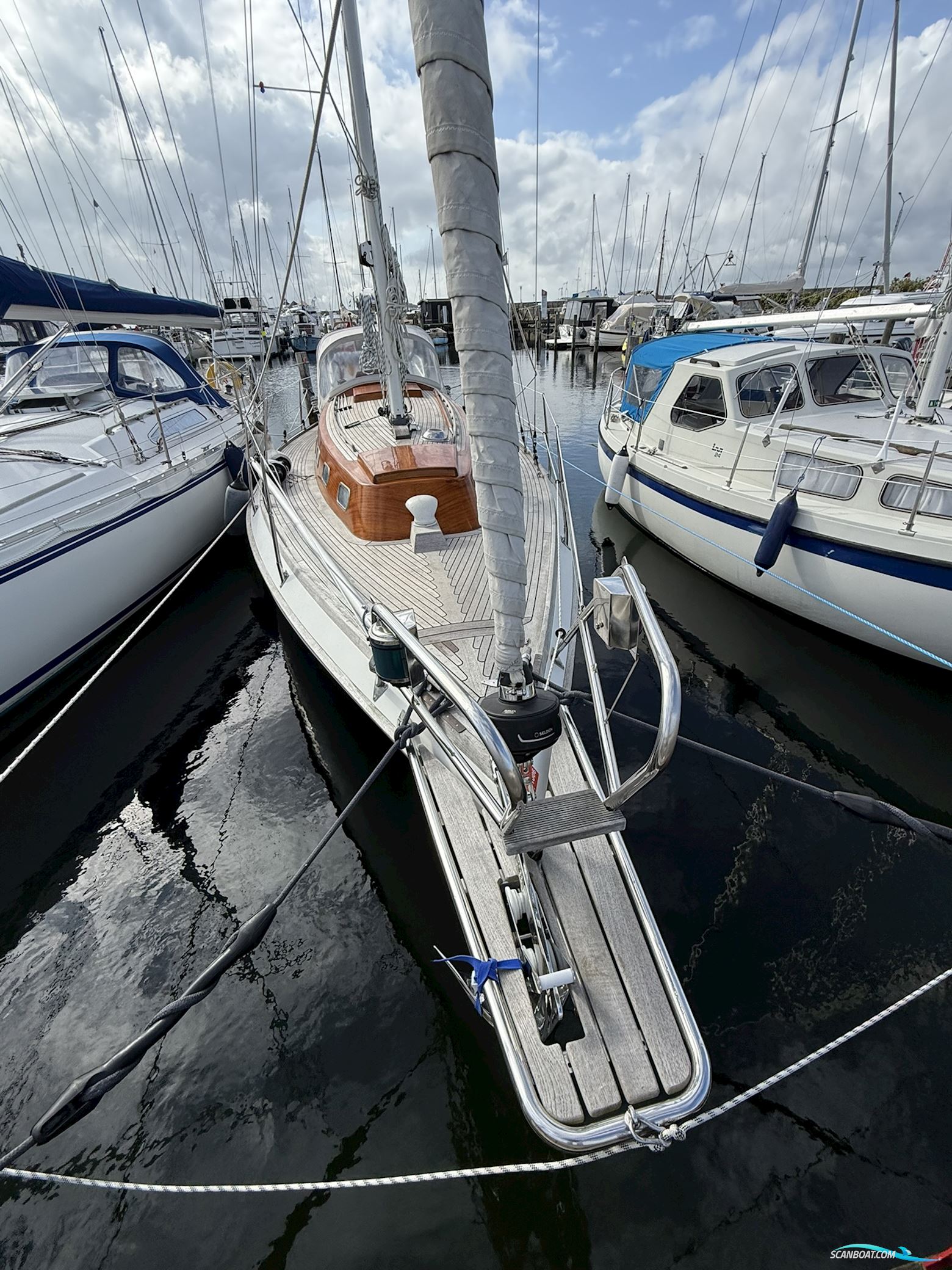 Vindø 40, renoveret med nyere rig og sejl