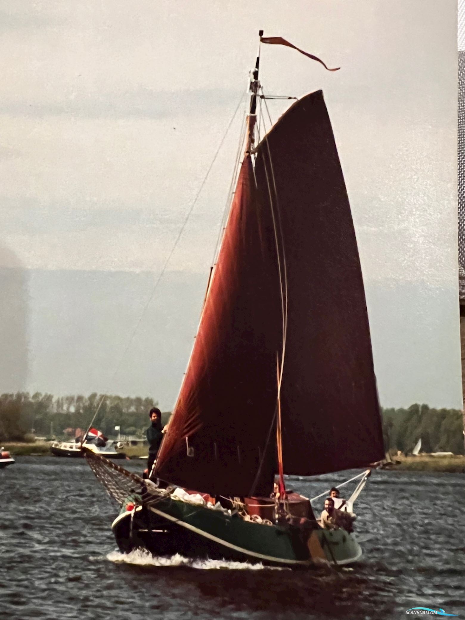 Vollenhovense Bol 8.10 Zeilboten 1985, met Solé motor, The Netherlands