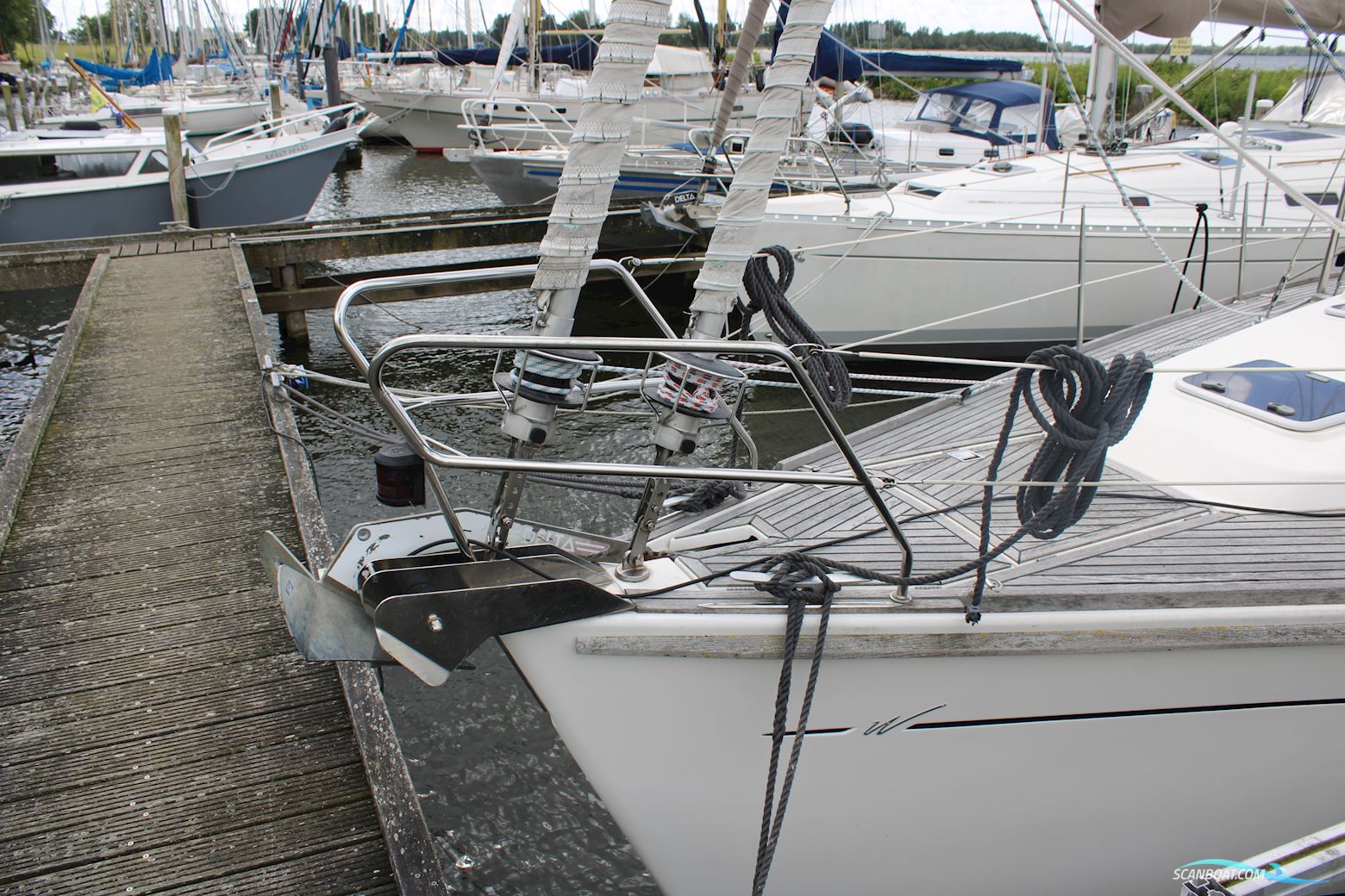 Wauquiez 40 Pilot Saloon