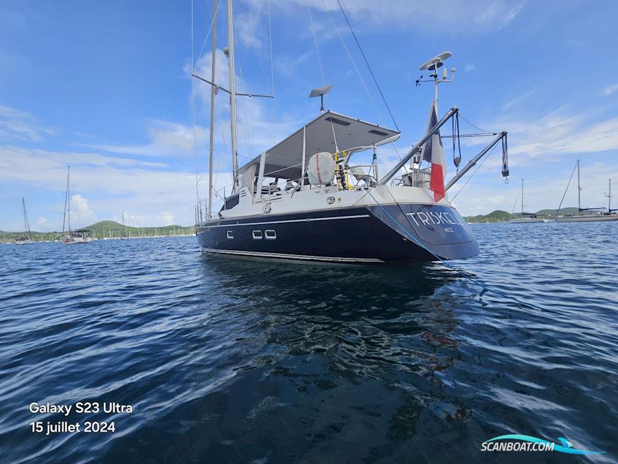 Wauquiez 60 Pilot Saloon