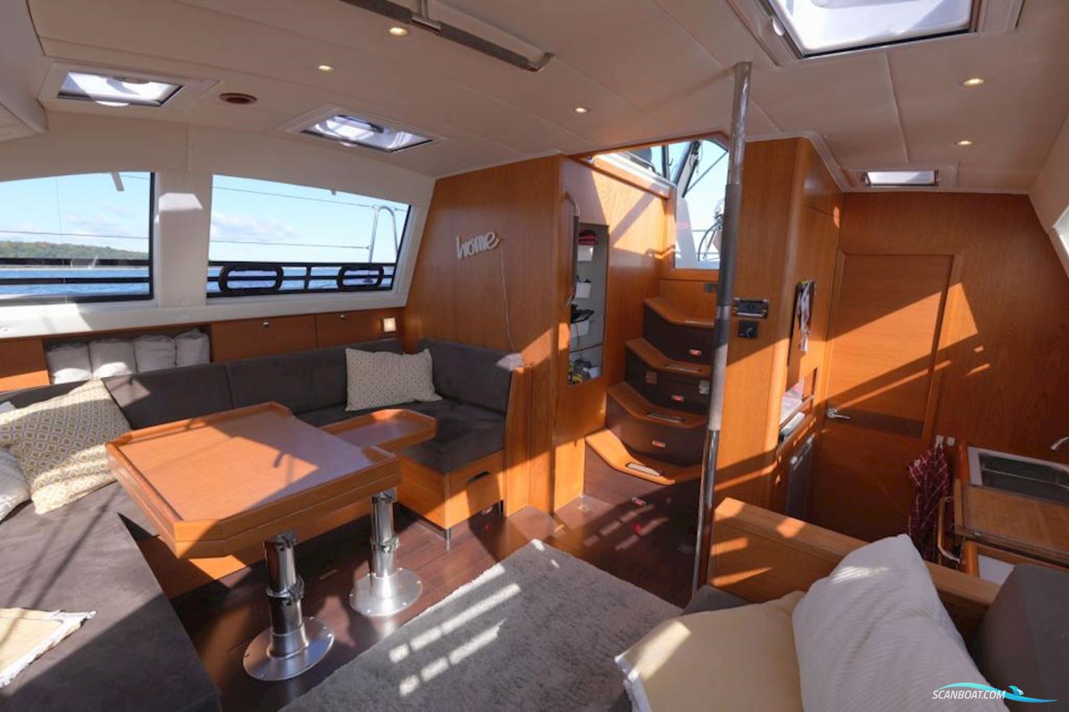 Wauquiez Pilot Saloon 47