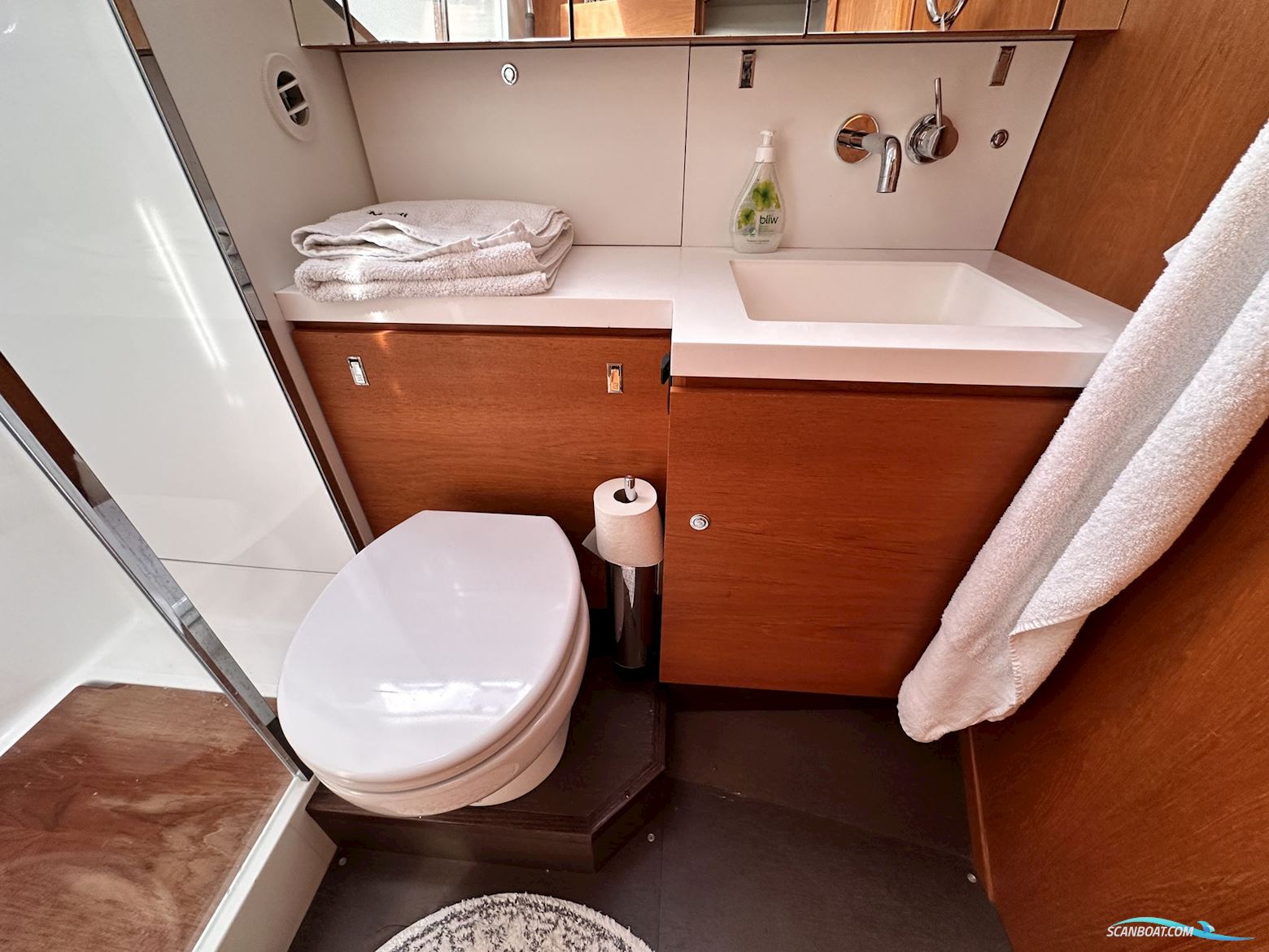 Wauquiez Pilot Saloon 48