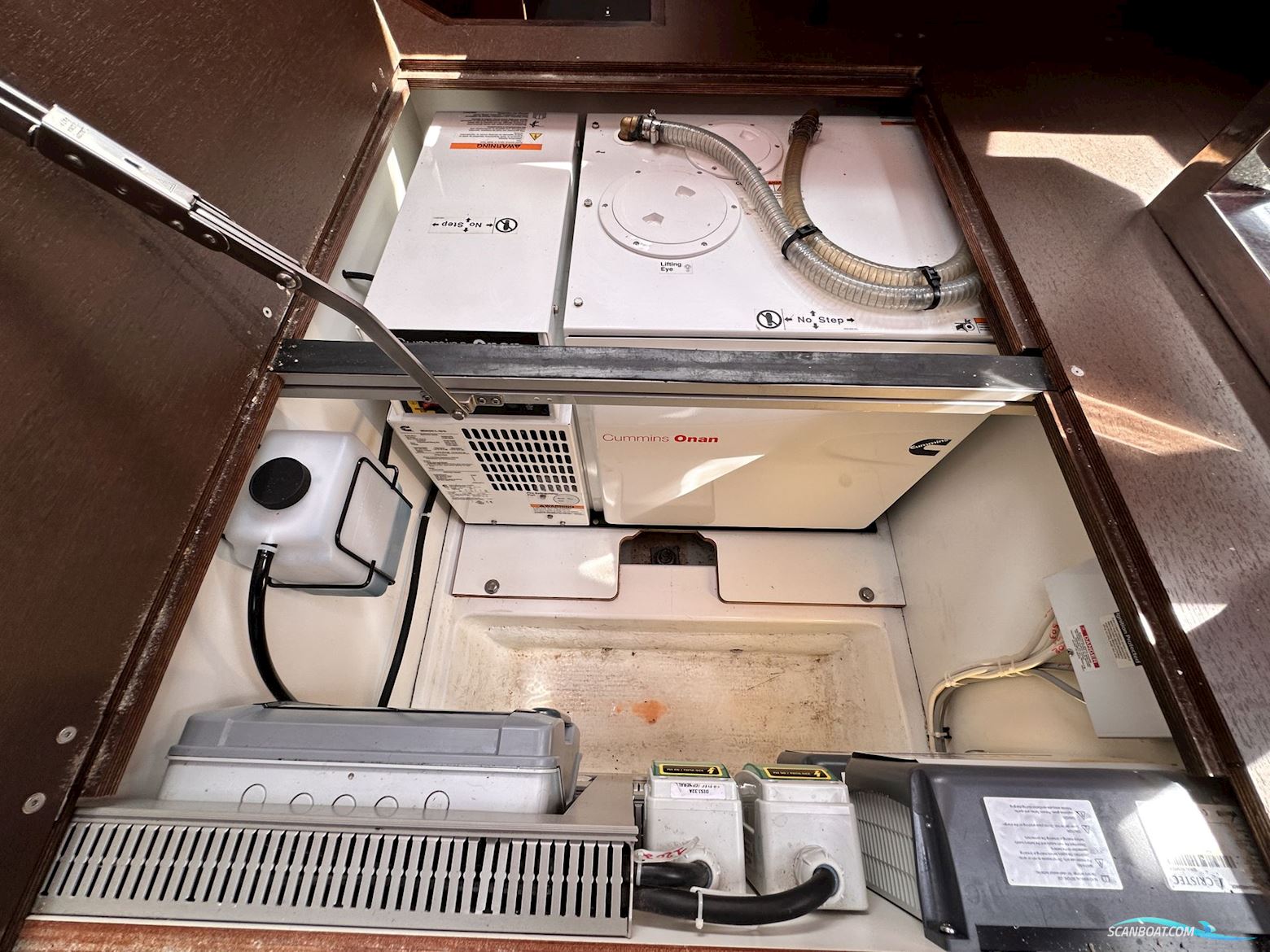 Wauquiez Pilot Saloon 48