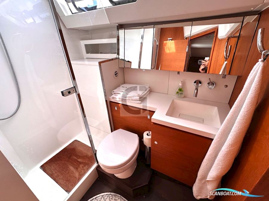 Wauquiez Pilot Saloon 48