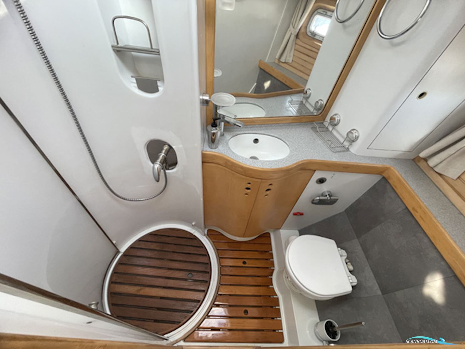 Wauquiez Pilot Saloon 60
