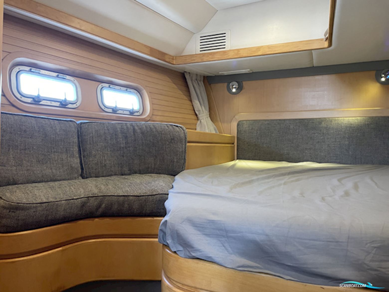 Wauquiez Pilot Saloon 60