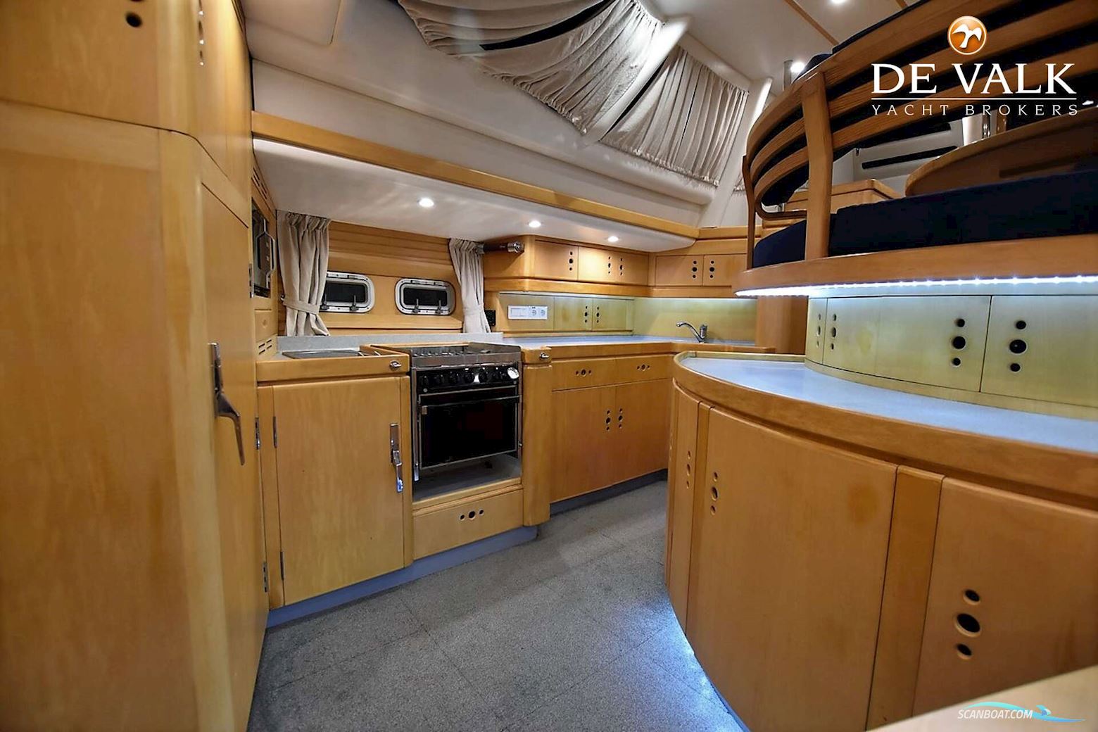 Wauquiez Pilot Saloon 60