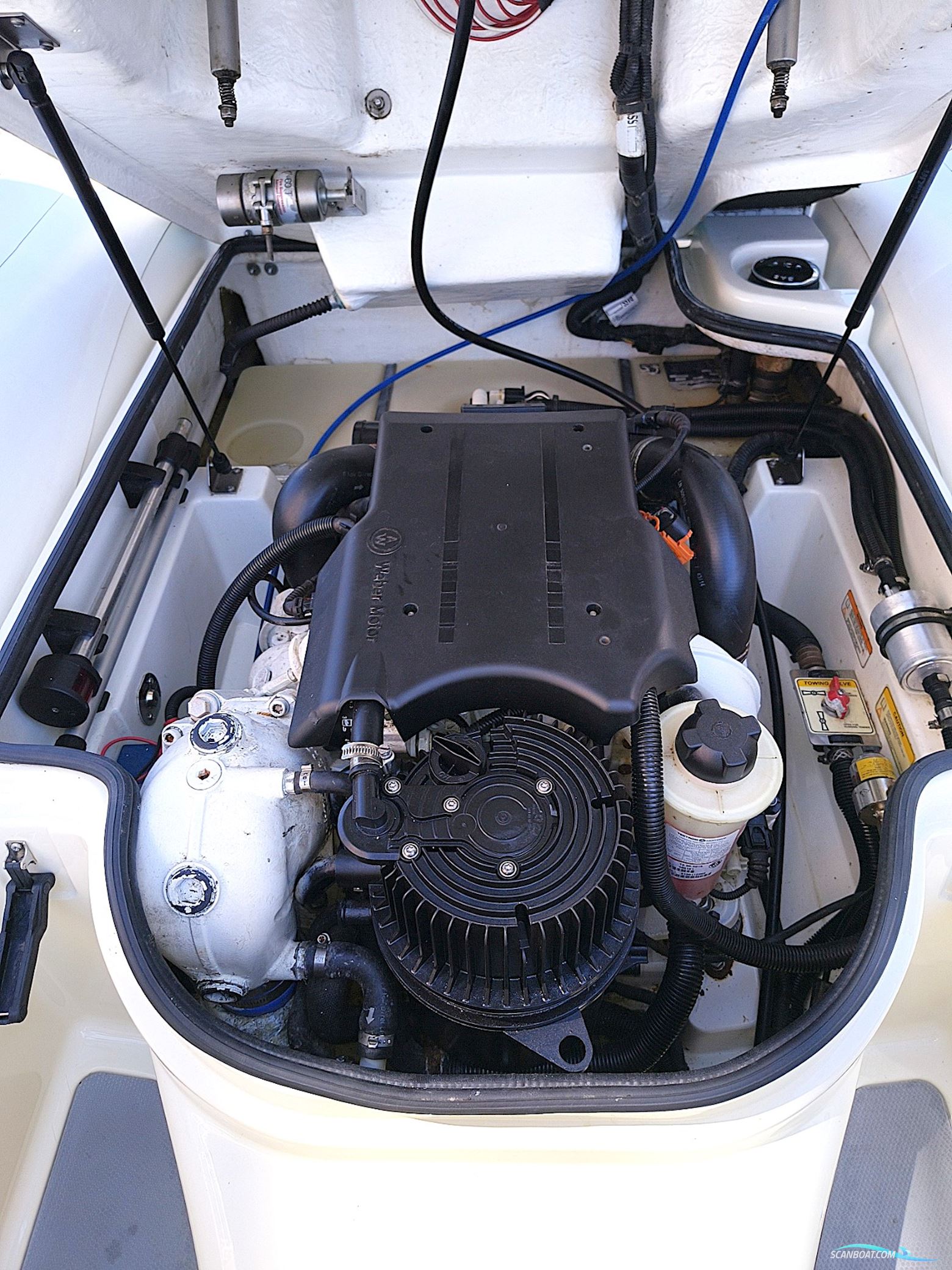 Williams 325 Jet Tender – NYHED