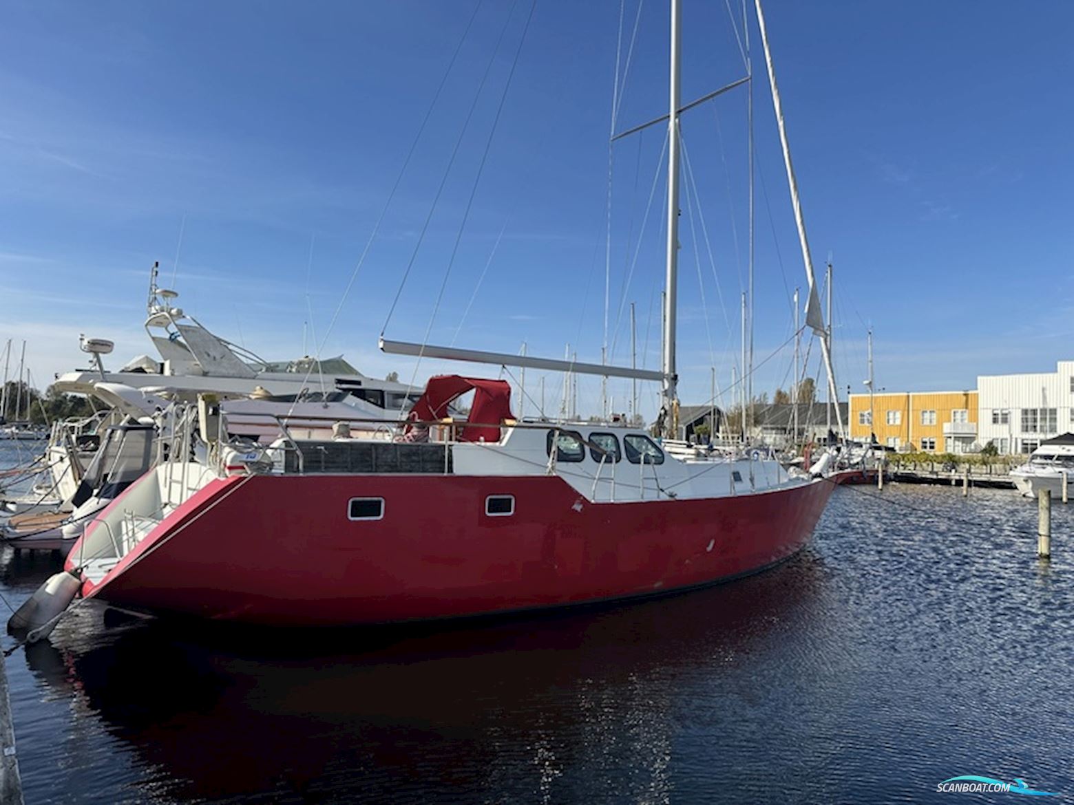 World Cruiser Bruce Roberts 532 Zeilboten 2002, met Perkins Marine
 motor, Denemarken