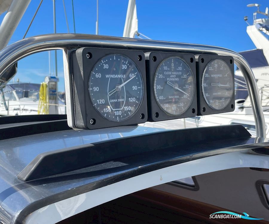 X-119 X-Yachts/Epoxy laminated UV Hull