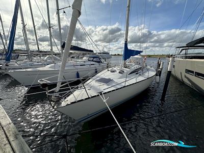 X-402 X-Yachts Zeilboten 1985, met Volvo Penta D2-40
 motor, Denemarken