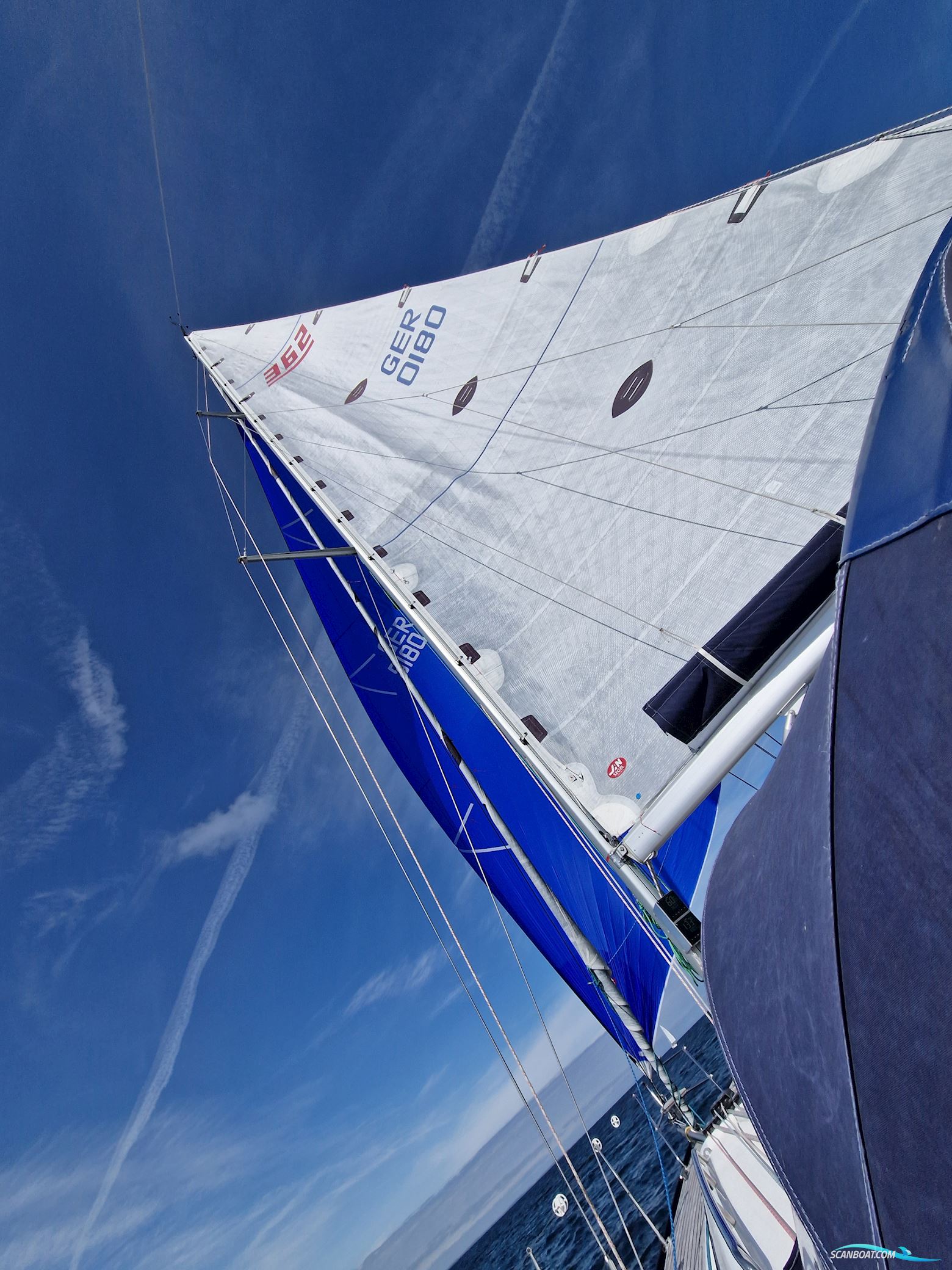 X-Yachts 362