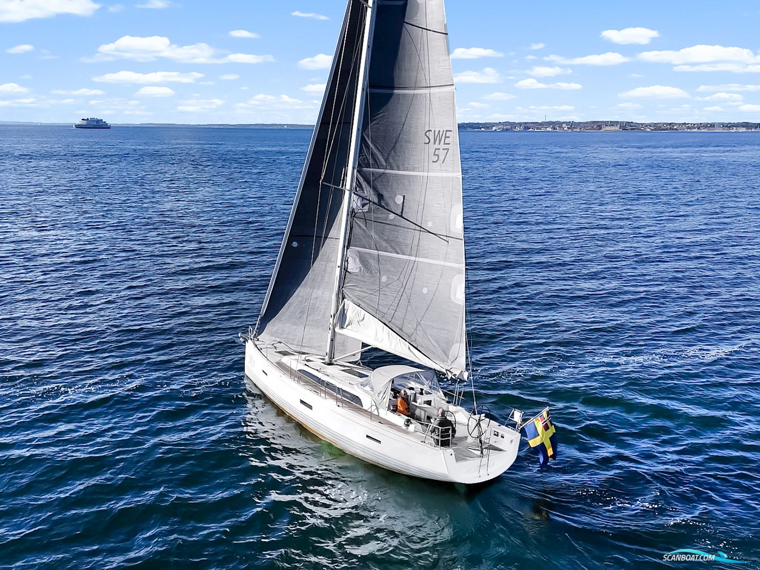 X-yachts 4.3