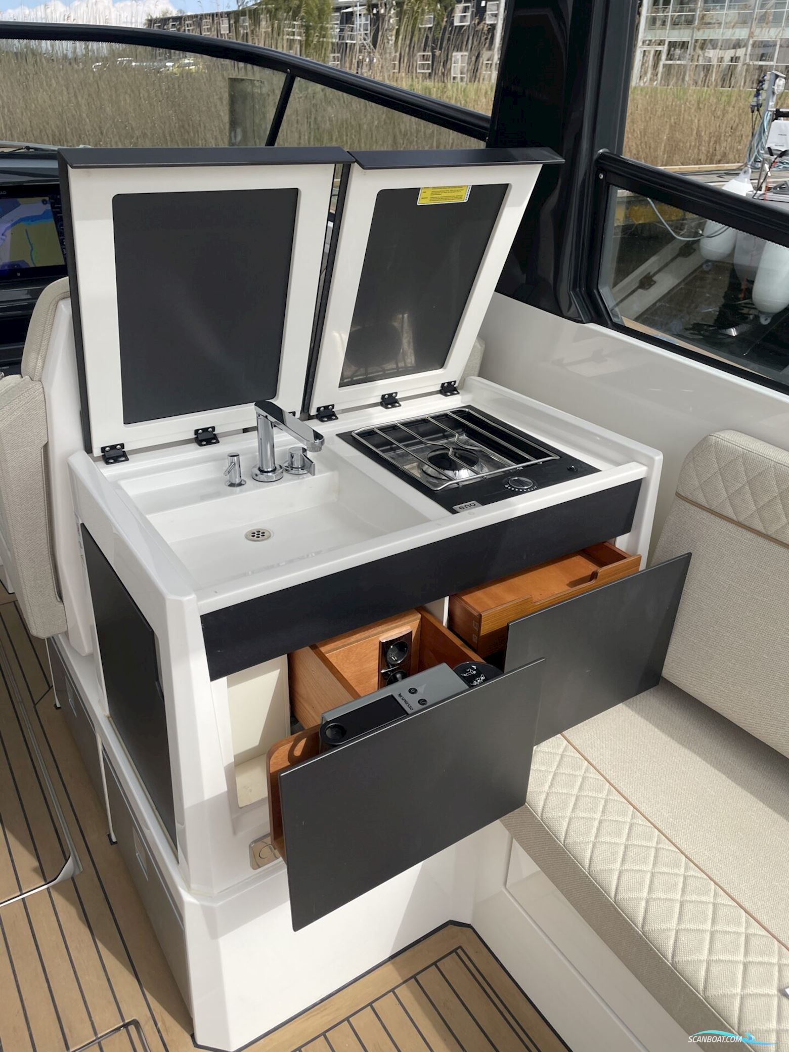 X-Yachts X-Power 33C