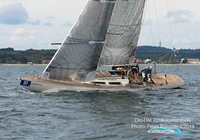Ylva Zeilboten 1985, met Yanmar 1GM 10C motor, Denemarken